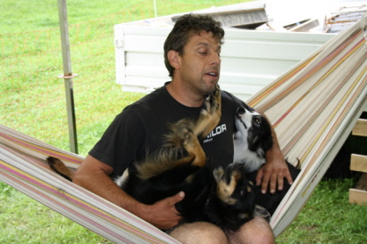 Marcus mit zwei Mädels